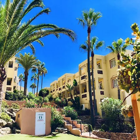 Dona Lola Martha - Spacious 3 Bedroom With Partial Sea Views Mijas